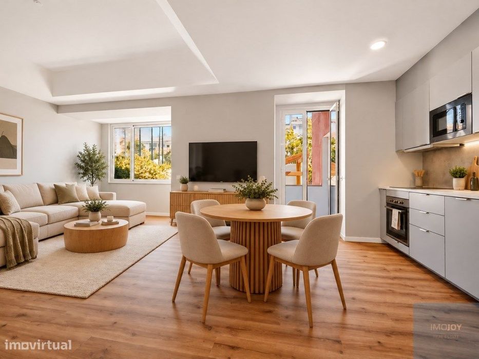 Apartamento T2 Remodelado com Terraço Privativo na Ajuda em Lisboa
