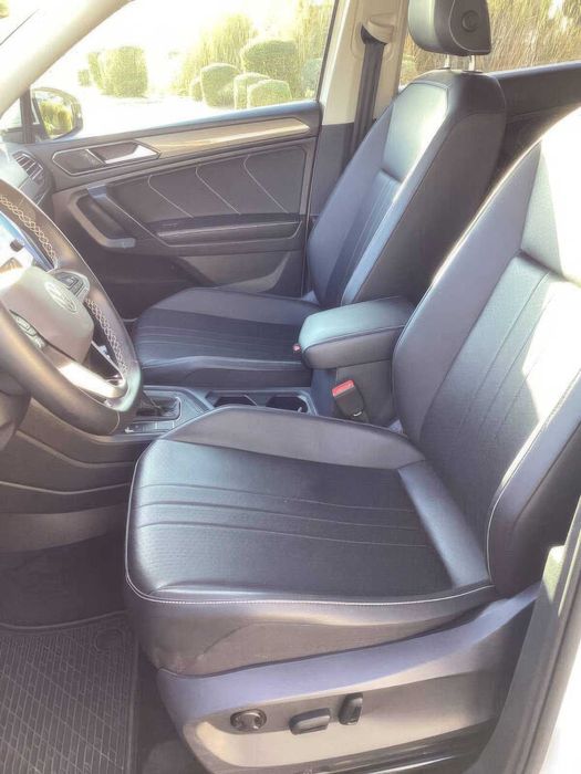 Volkswagen Tiguan      2022