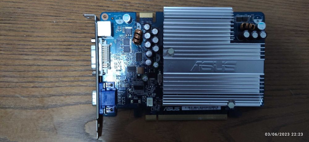 PCI-Express Graphics Cards64585420358529120