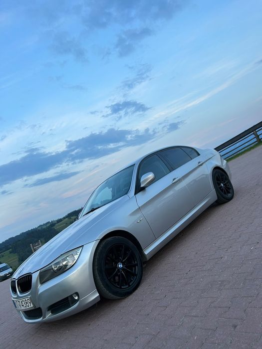 BMW E90 LCI 2.0 Benzyna 2009 | Zadbane | Manual
