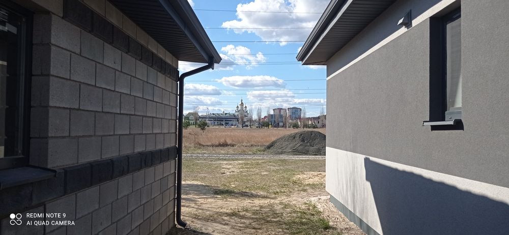 Будинок з ремонтом, гараж,центральне опалення, навпроти Журавлини.