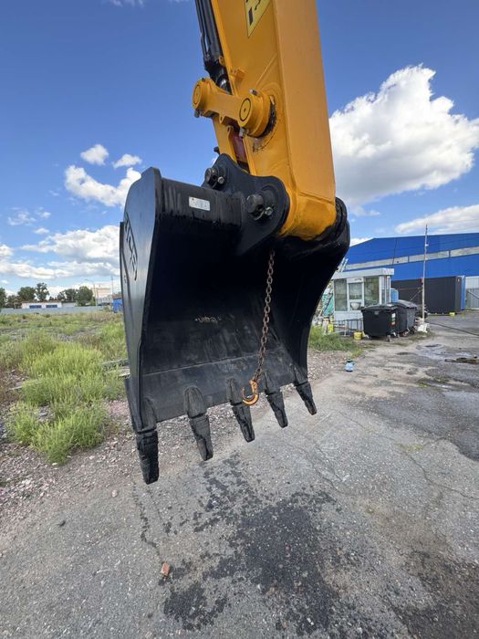 Гусеничний екскаватор JCB JS220NLC — новий, 2021 рік