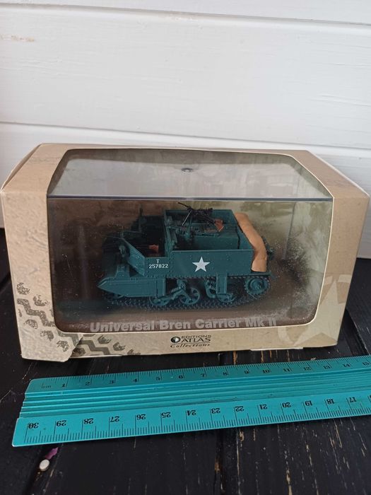Колекційна модель бронетранспортер Universal Bren Carrier MKII 1:43 Atlas Editions