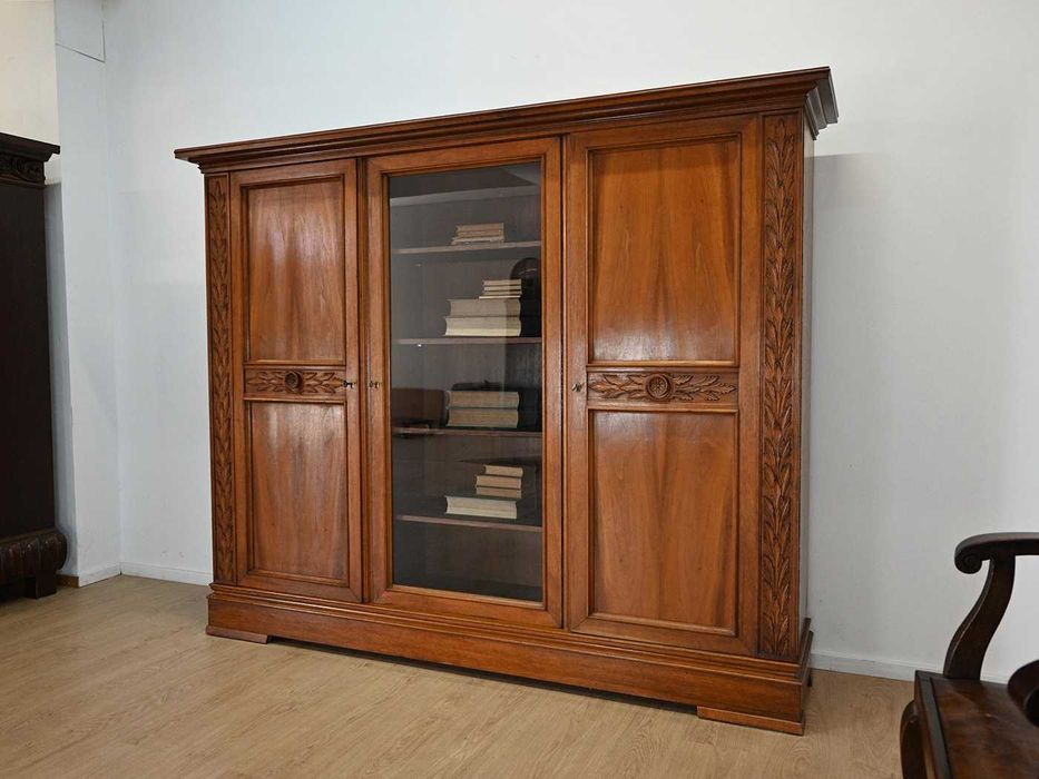 orzechowa biblioteka niewysoka 072904