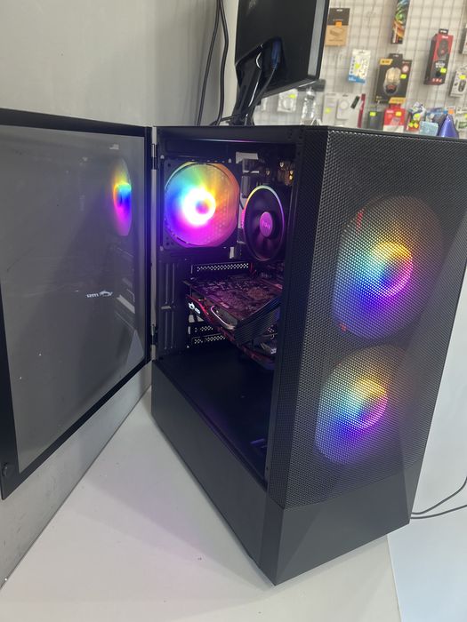 Komputer Gamingowy: Ryzen 5 1500X- 4R/8W/Dyski 628GB/16GB RAM/MSI-2GB/