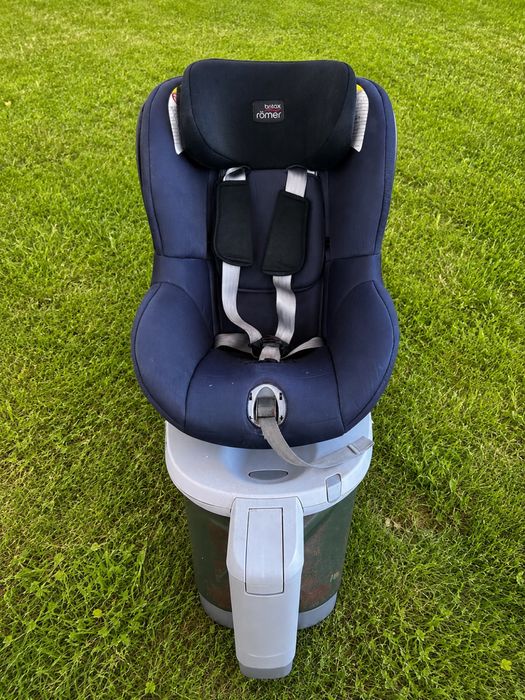 Fotelik obrotowy Britax Romer Dualfix 360