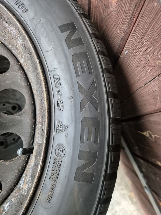 Opony zimowe Semperit 205/55 16