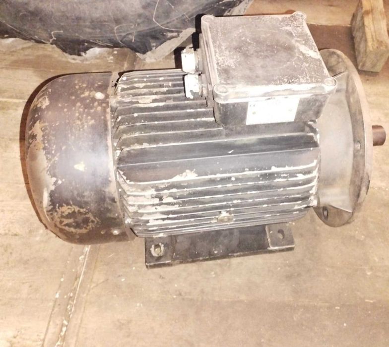 sprzedam silnik 18kw