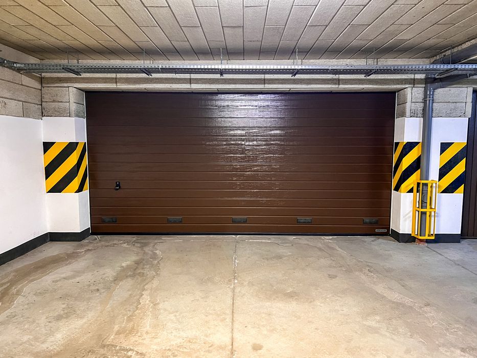 Garaż dwustanowiskowy 30 m² | Nowa Wygoda | prąd, niski czynsz