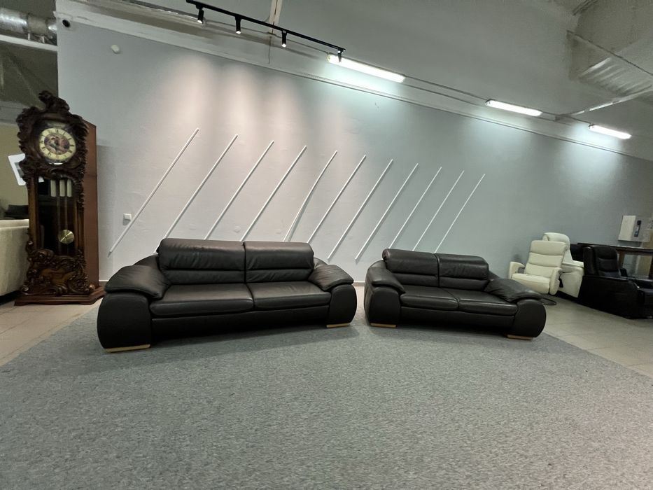 Шкіряний диван трійка двійка коричневий нерозкладний