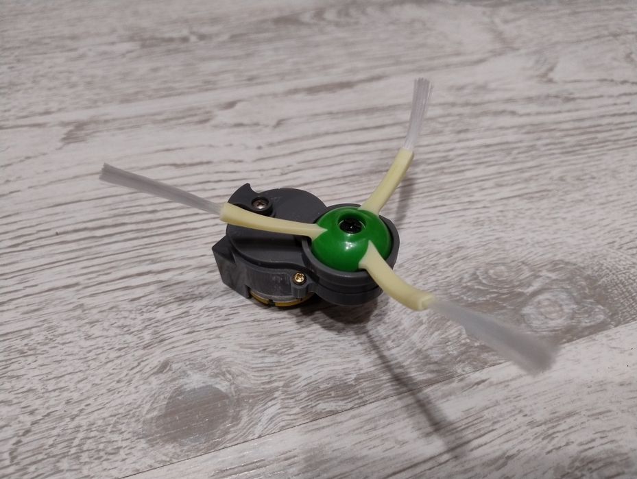 Moduł szczotki bocznej Irobot Roomba e5 z Nową szczotką