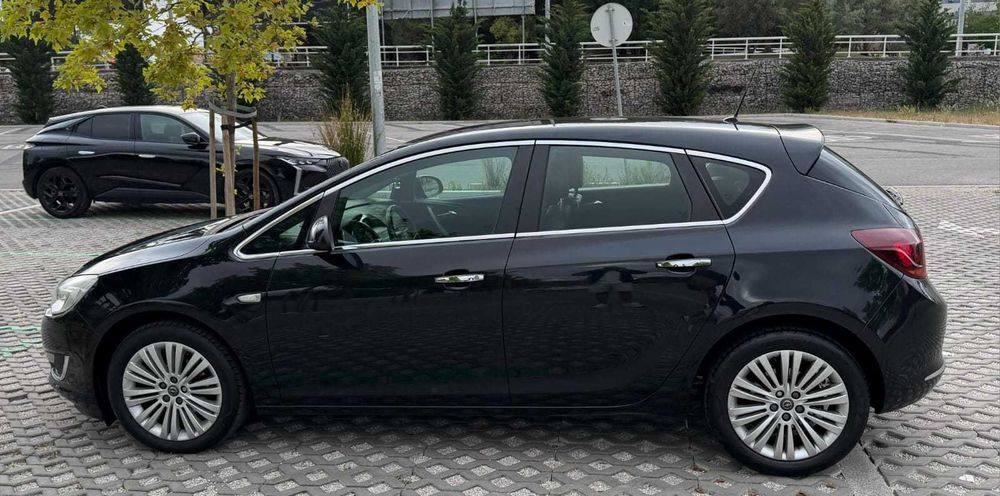 Opel Astra Cosmo 1.4 (100cvs)