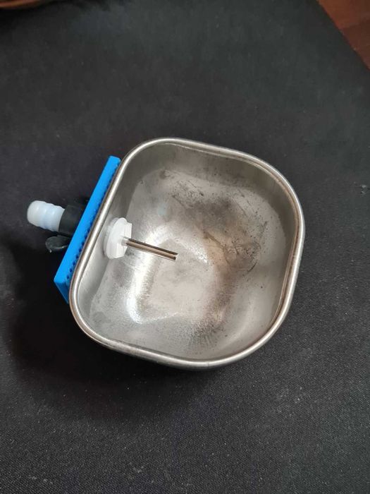 Bebedouro para Coelhos