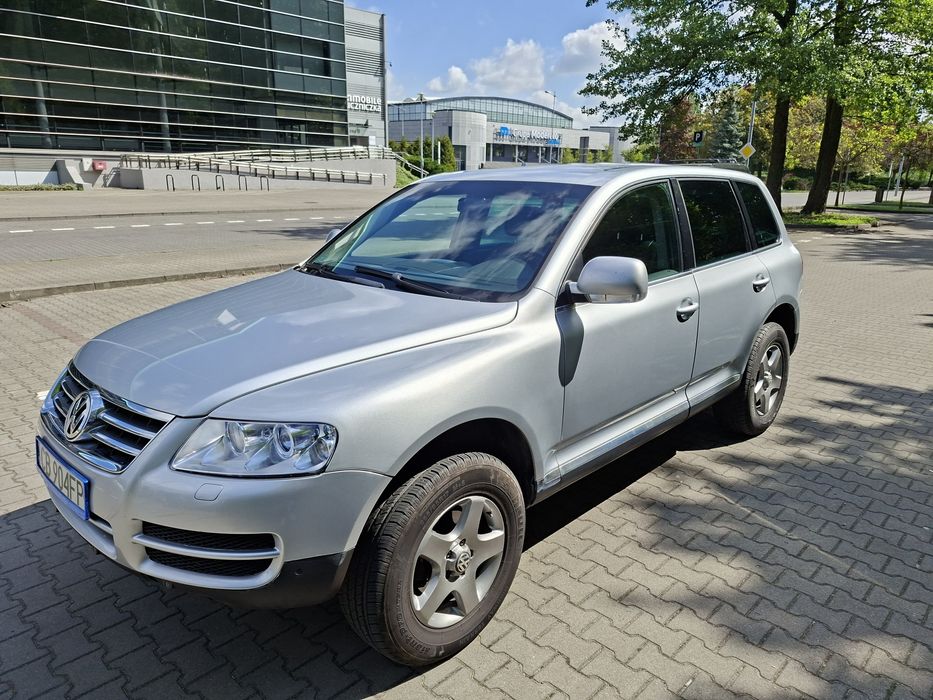 Volkswagen Touareg SUV 2.5 tdi R5 4x4 rok 2005 zwykle zawieszenie