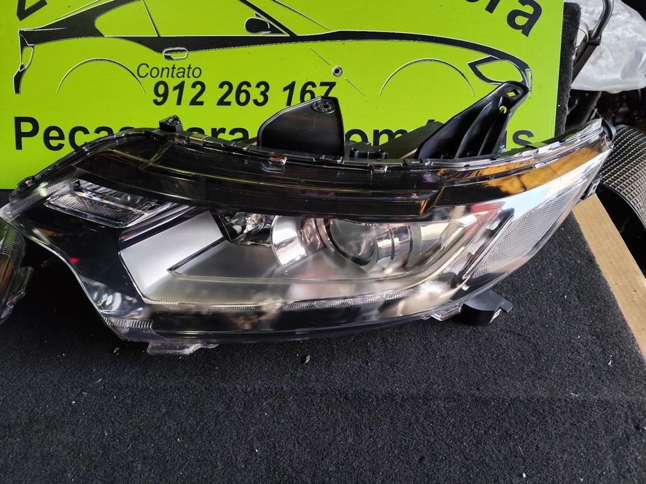 MITSUBISHI OUTLANDER FAROL LED DIREITO ESQUERDO - FF623 FF624
