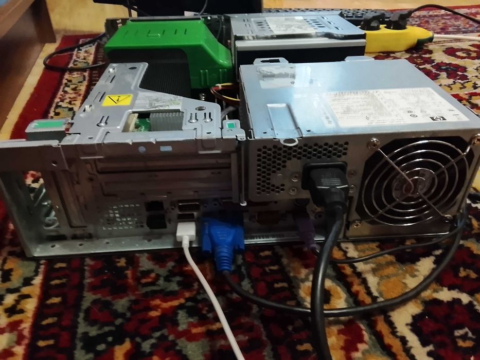 Продам системный блок HP 5900