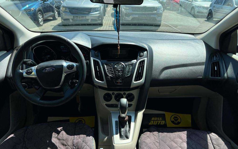 Ford Focus 2012 року
