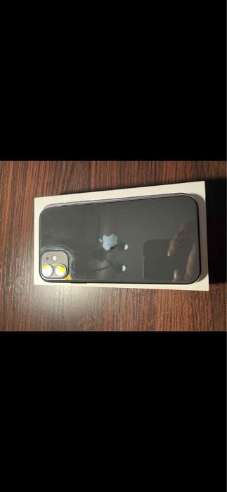 Sprzedam iphone 11 64 gb