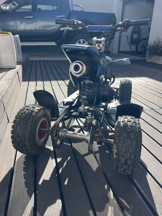 Moto 4 para criança