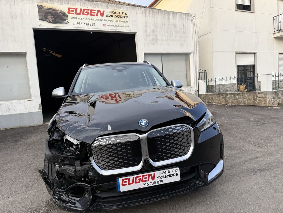 BMW   iX1 eDrive20 Electrico