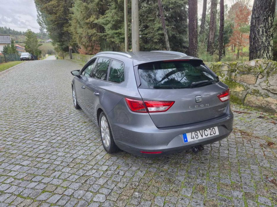 Seat Leon ST Ecomotive 1.6TDI (Ler descrição)