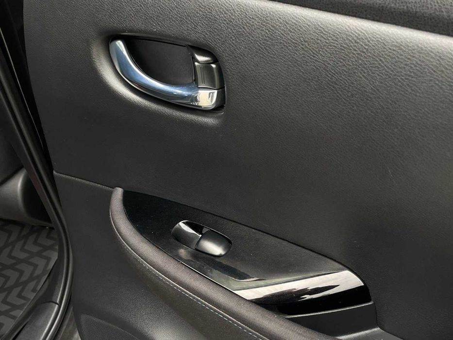 Продам  Nissan Leaf 2018. Можна в розстрочку, під викуп.