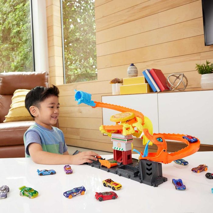 трек Хот Вилс Hot Wheels Атака кобры Пасть дракона машина на управлени