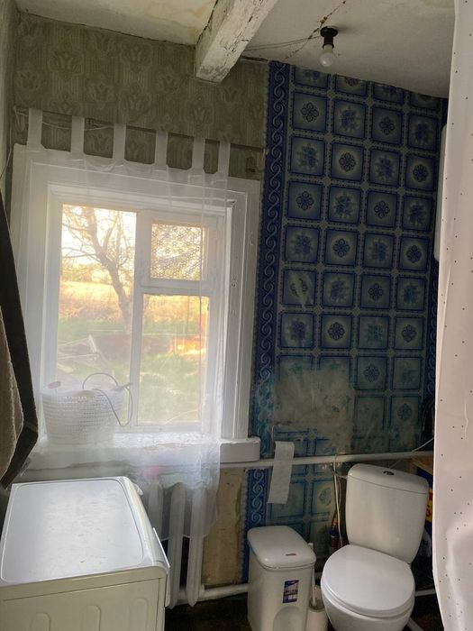 Продається  будинок з 25 сотками землі смт. Михайло-Коцюбинське