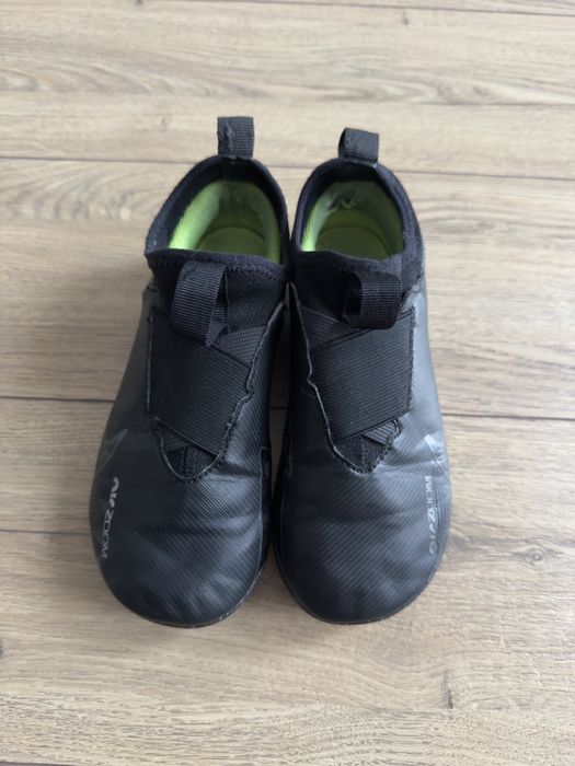 Продам футбольні кросівки Nike