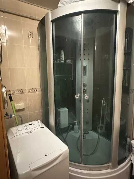 89957. Продається простора 2 кім квартира на Салтівці. 602м\р