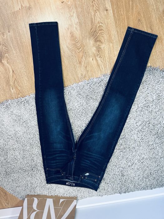 Granatowe spodnie meskie jeansy rurki rozm s/M