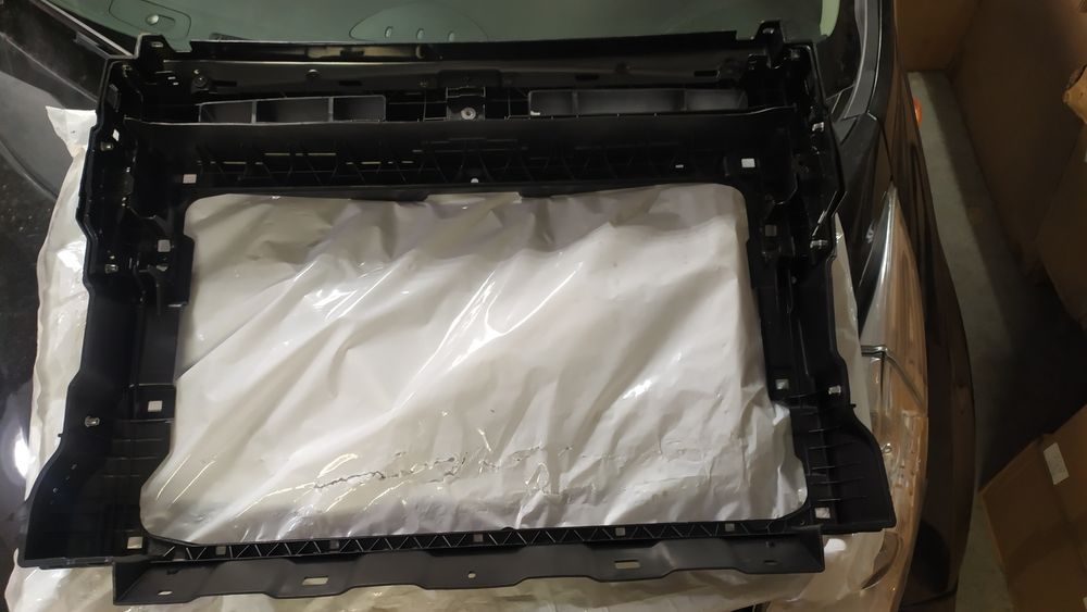 Vw Tiguan кронштейн бампера