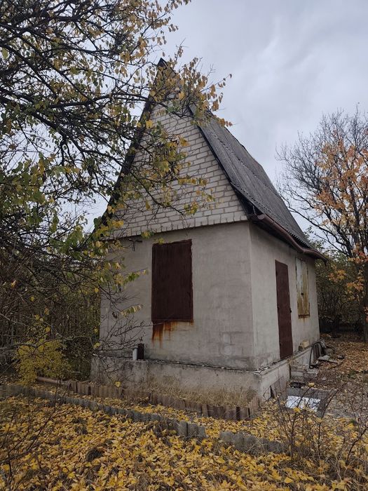 Продам дачу район Хлебазавода 5 и "Днепрострой 2"