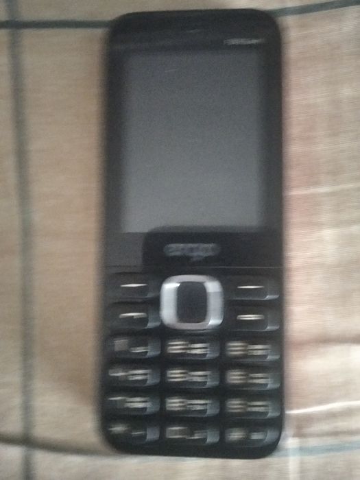 Кнопочні телефони продам