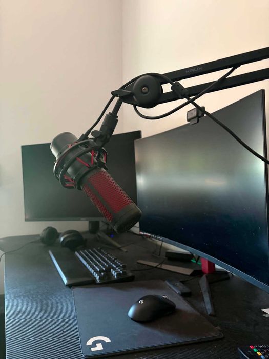 Komputer całe stanowisko gamingowy rtx 4060 ti i9 11th