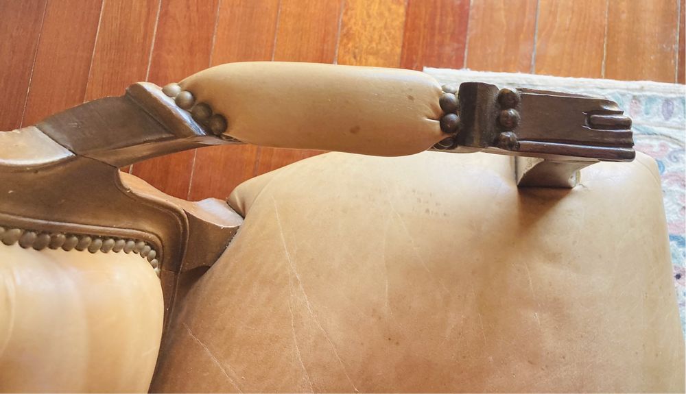 Sofá 2 lugares em pele