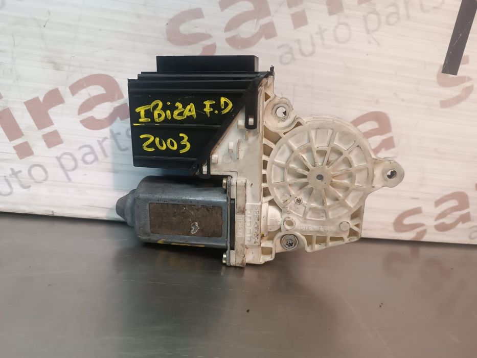 Motor Vidro Frente Direito SEAT IBIZA III - 104383101