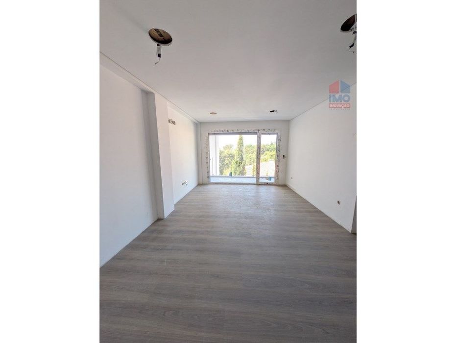 Apartamento T1 Novo | Condomínio Fechado | Vista Magnífica