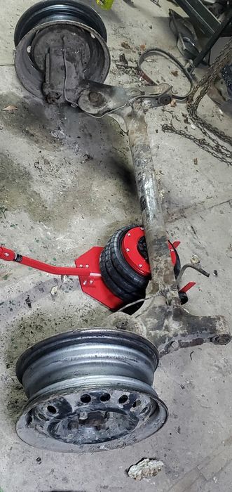 Продам балку на прицеп