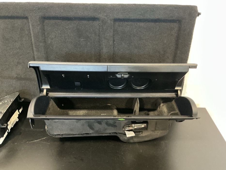 PORTA LUVAS AUDI A3 FASE II ANO 2002