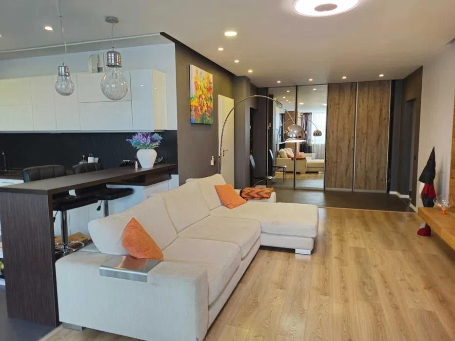 Продам 3 к. квартиру 110 кв.м. ЖК Едем, вул. Чубинського м. Бровари DM