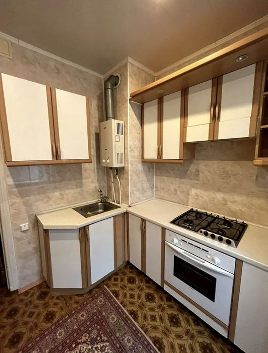 Здам 2х кімн.квартиру на Універмазі