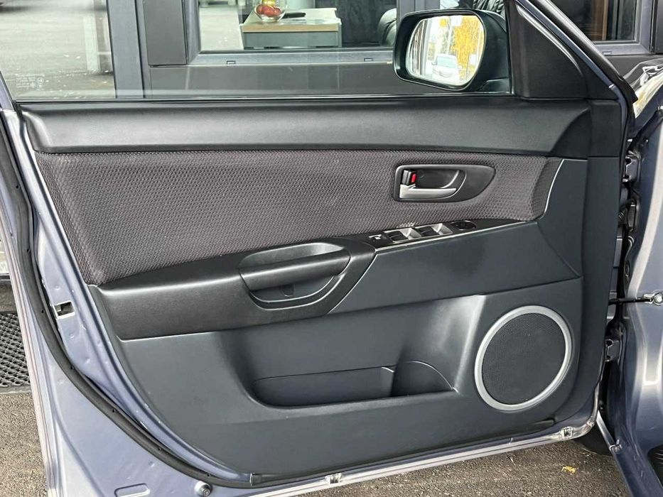 Продам  Mazda 3 2008. Можна в розстрочку, під викуп.