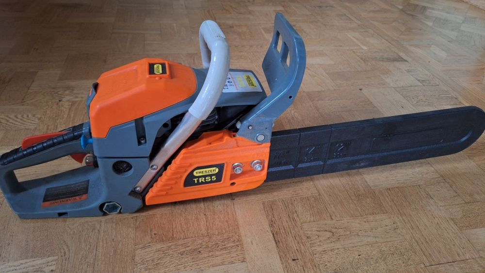 Продам бензопилу. treszer trs 5.