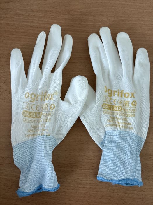 Rekawice robocze biale poliuretan  ogrifox REIS. Rozm. 9
