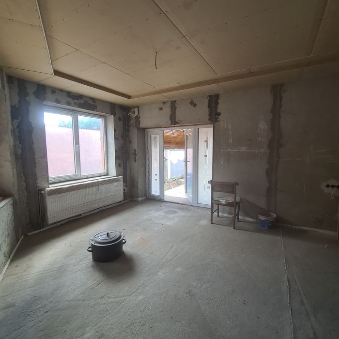 Продається будинок в центральній частині м.Берегове