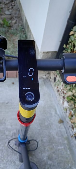 Hulajnoga elektryczna Mi electric scooter essential