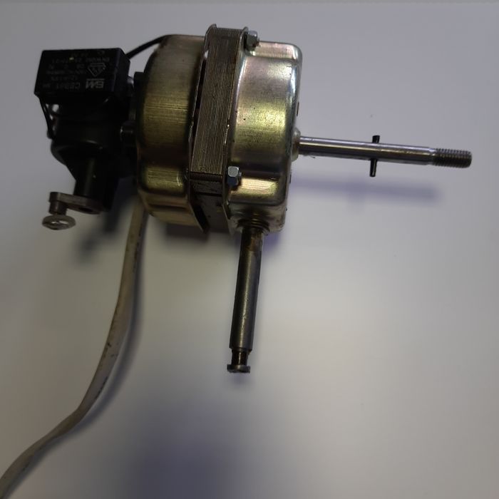 Двигун підлоговий настільного вентилятора.