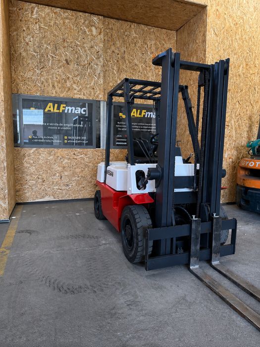Empilhador diesel nissan recondicionado!! 2500kg