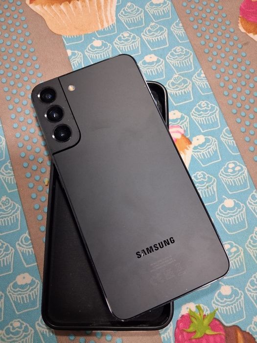 Samsung Galaxy s22+ como novo